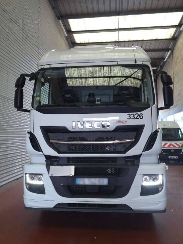 Tracteur 19 TONNES 360 CV 1 COUCHETTE - Τράκτορας: φωτογραφία 1 Tracteur 19 TONNES 360 CV 1 COUCHETTE - Τράκτορας: φωτογραφία 1