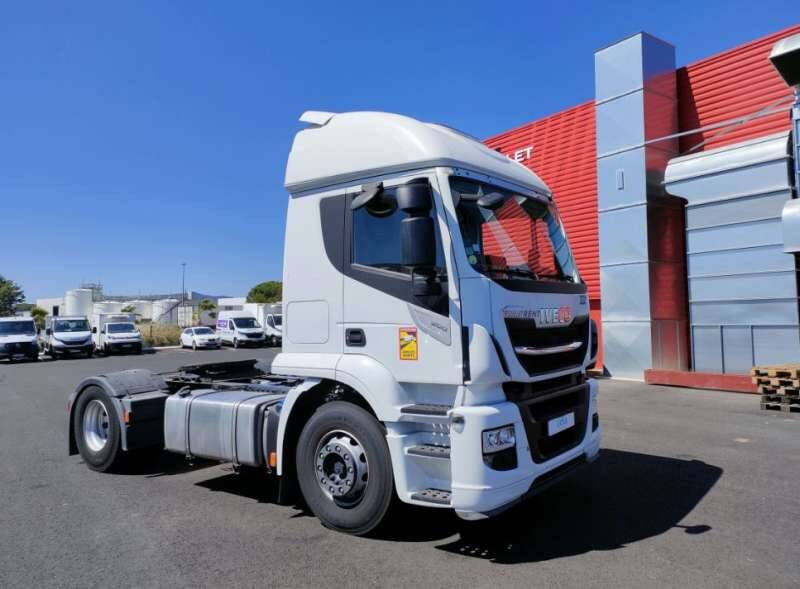 Tracteur 19 TONNES 360 CV 1 COUCHETTE - Τράκτορας: φωτογραφία 1 Tracteur 19 TONNES 360 CV 1 COUCHETTE - Τράκτορας: φωτογραφία 1