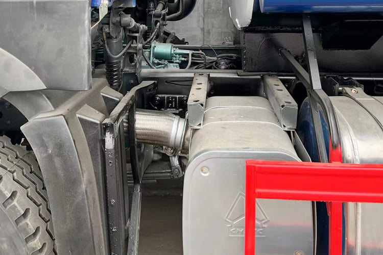 Howo Water Sprinkler Truck for Sale in Mali - Φορτηγό βυτιοφόρο: φωτογραφία 5 Howo Water Sprinkler Truck for Sale in Mali - Φορτηγό βυτιοφόρο: φωτογραφία 5