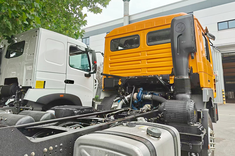SHACMAN F3000 Shacman Truck Head for Sale in Saudi Arabia - Τράκτορας: φωτογραφία 4 SHACMAN F3000 Shacman Truck Head for Sale in Saudi Arabia - Τράκτορας: φωτογραφία 4