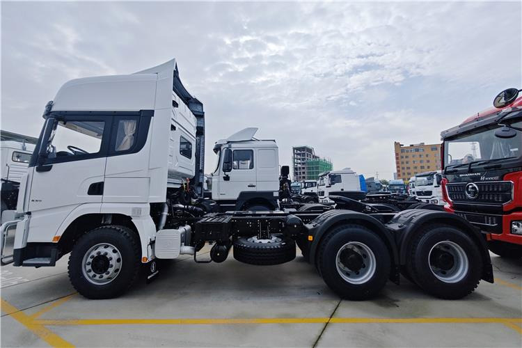 SHACMAN Used Shaman X3000 Truck Head for Sale In Zambia - Τράκτορας: φωτογραφία 4 SHACMAN Used Shaman X3000 Truck Head for Sale In Zambia - Τράκτορας: φωτογραφία 4