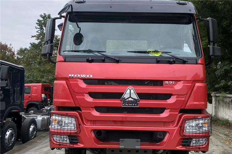 SINOTRUK Howo 371hp Truck Head for Sale In Tanzania - Τράκτορας: φωτογραφία 4 SINOTRUK Howo 371hp Truck Head for Sale In Tanzania - Τράκτορας: φωτογραφία 4