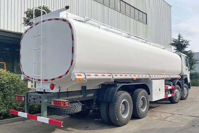 SINOTRUK Howo Stainless Steel Fuel Tanks for Trucks for Sale in Paraguay - Φορτηγό βυτιοφόρο: φωτογραφία 2 SINOTRUK Howo Stainless Steel Fuel Tanks for Trucks for Sale in Paraguay - Φορτηγό βυτιοφόρο: φωτογραφία 2