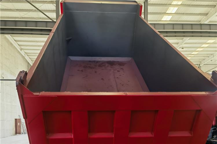 SINOTRUK Second Hand Howo Dump Truck 6x4 Price In Zambia - Φορτηγό ανατρεπόμενο: φωτογραφία 5 SINOTRUK Second Hand Howo Dump Truck 6x4 Price In Zambia - Φορτηγό ανατρεπόμενο: φωτογραφία 5
