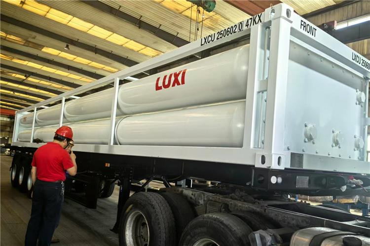 TITAN CNG Tanker Trailer for Sale In Taiwan - Επικαθήμενο βυτίο: φωτογραφία 3 TITAN CNG Tanker Trailer for Sale In Taiwan - Επικαθήμενο βυτίο: φωτογραφία 3