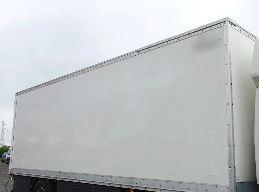 DAF LF 18.320 Kontener 20 palet - Φορτηγό κόφα: φωτογραφία 4 DAF LF 18.320 Kontener 20 palet - Φορτηγό κόφα: φωτογραφία 4