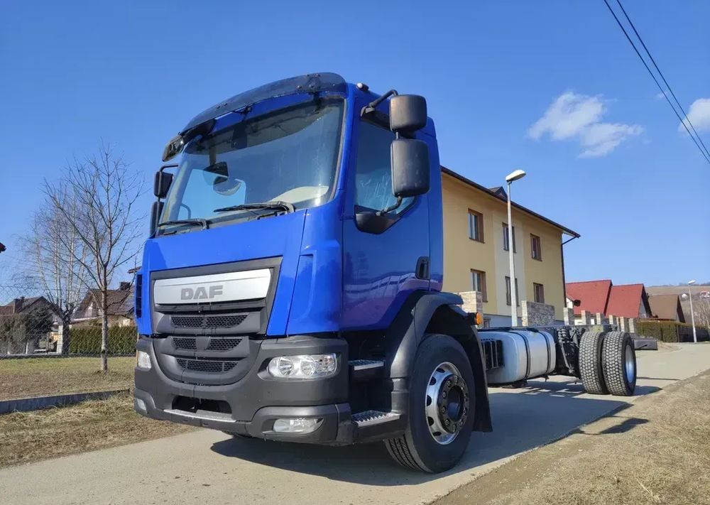 DAF LF 320 ramo do zabudowy 18DMC - Φορτηγό σασί: φωτογραφία 1 DAF LF 320 ramo do zabudowy 18DMC - Φορτηγό σασί: φωτογραφία 1