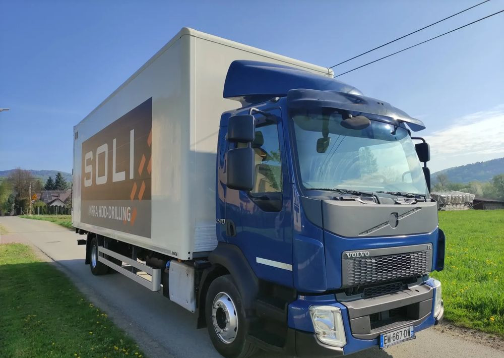 Volvo FL 12.240 klima blokada kontener 18 pal kurierka - Φορτηγό κόφα: φωτογραφία 2 Volvo FL 12.240 klima blokada kontener 18 pal kurierka - Φορτηγό κόφα: φωτογραφία 2