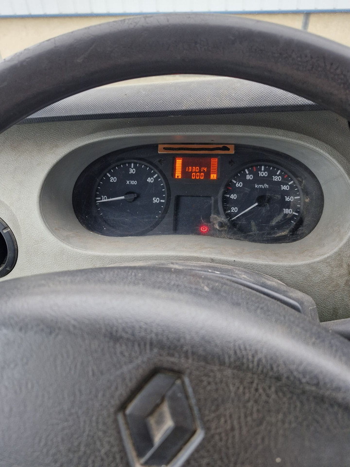 Renault Mascott  3.5T- (Disponible à compter du 24/11/2025) 3 places avec benne basculante hydraulique. BEG. Vendu sans CT. Véhicule roulant. Entretien régulier. Arrêté début 2025 pour souci passage d - Όχημα με ανατρεπομενη καροτσα: φωτογραφία 2 Renault Mascott  3.5T- (Disponible à compter du 24/11/2025) 3 places avec benne basculante hydraulique. BEG. Vendu sans CT. Véhicule roulant. Entretien régulier. Arrêté début 2025 pour souci passage d - Όχημα με ανατρεπομενη καροτσα: φωτογραφία 2