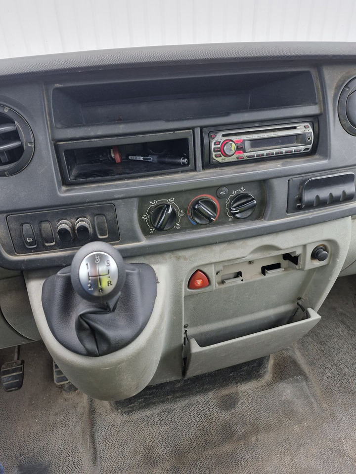 Renault Mascott  3.5T- (Disponible à compter du 24/11/2025) 3 places avec benne basculante hydraulique. BEG. Vendu sans CT. Véhicule roulant. Entretien régulier. Arrêté début 2025 pour souci passage d - Όχημα με ανατρεπομενη καροτσα: φωτογραφία 5 Renault Mascott  3.5T- (Disponible à compter du 24/11/2025) 3 places avec benne basculante hydraulique. BEG. Vendu sans CT. Véhicule roulant. Entretien régulier. Arrêté début 2025 pour souci passage d - Όχημα με ανατρεπομενη καροτσα: φωτογραφία 5