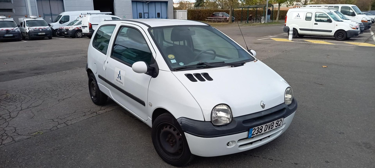 TWINGO ESSENCE (267) - Αυτοκίνητο: φωτογραφία 1 TWINGO ESSENCE (267) - Αυτοκίνητο: φωτογραφία 1