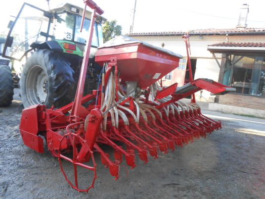 Kverneland DAS + Kverneland herse rotative - Σπαρτική με σβάρνα: φωτογραφία 5 Kverneland DAS + Kverneland herse rotative - Σπαρτική με σβάρνα: φωτογραφία 5