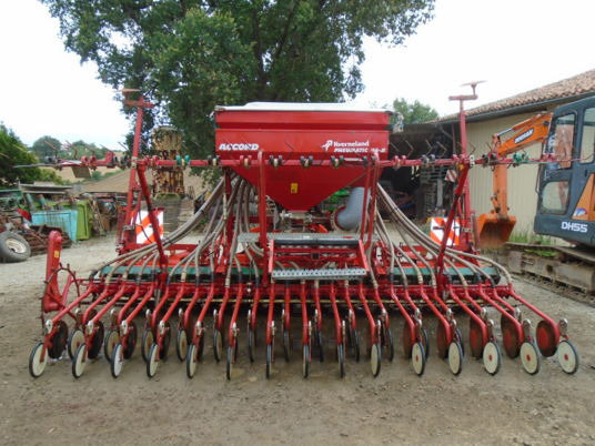 Kverneland das + Kuhn herse rotative - Σπαρτική με σβάρνα: φωτογραφία 3 Kverneland das + Kuhn herse rotative - Σπαρτική με σβάρνα: φωτογραφία 3