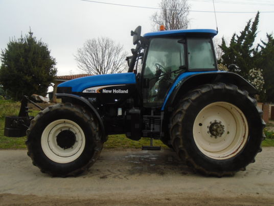 New Holland tm175 - Τρακτέρ: φωτογραφία 4 New Holland tm175 - Τρακτέρ: φωτογραφία 4