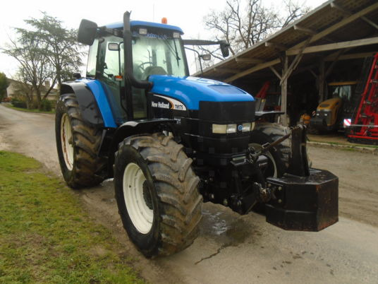 New Holland tm175 - Τρακτέρ: φωτογραφία 5 New Holland tm175 - Τρακτέρ: φωτογραφία 5