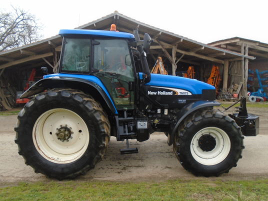 New Holland tm175 - Τρακτέρ: φωτογραφία 1 New Holland tm175 - Τρακτέρ: φωτογραφία 1