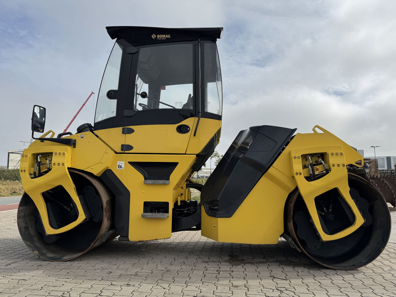 Bomag BW 151 AD-5 - Ασφαλτικός οδοστρωτήρας: φωτογραφία 5 Bomag BW 151 AD-5 - Ασφαλτικός οδοστρωτήρας: φωτογραφία 5