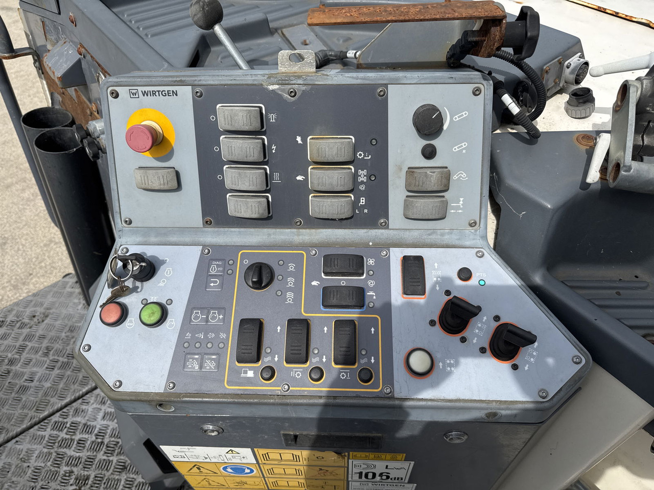 Wirtgen W 150 CFi - Φρέζα ασφάλτου: φωτογραφία 4 Wirtgen W 150 CFi - Φρέζα ασφάλτου: φωτογραφία 4