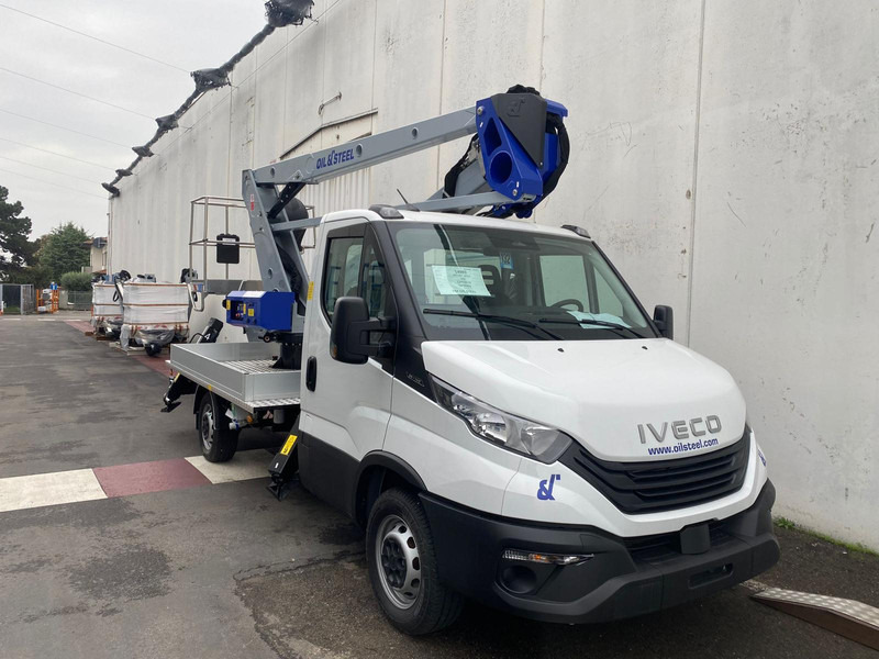 Oil & Steel Snake 189 Sobre IVECO 35S14 Distancia entre ejes 3750 mm - Πλατφόρμα εναέρια: φωτογραφία 1 Oil & Steel Snake 189 Sobre IVECO 35S14 Distancia entre ejes 3750 mm - Πλατφόρμα εναέρια: φωτογραφία 1