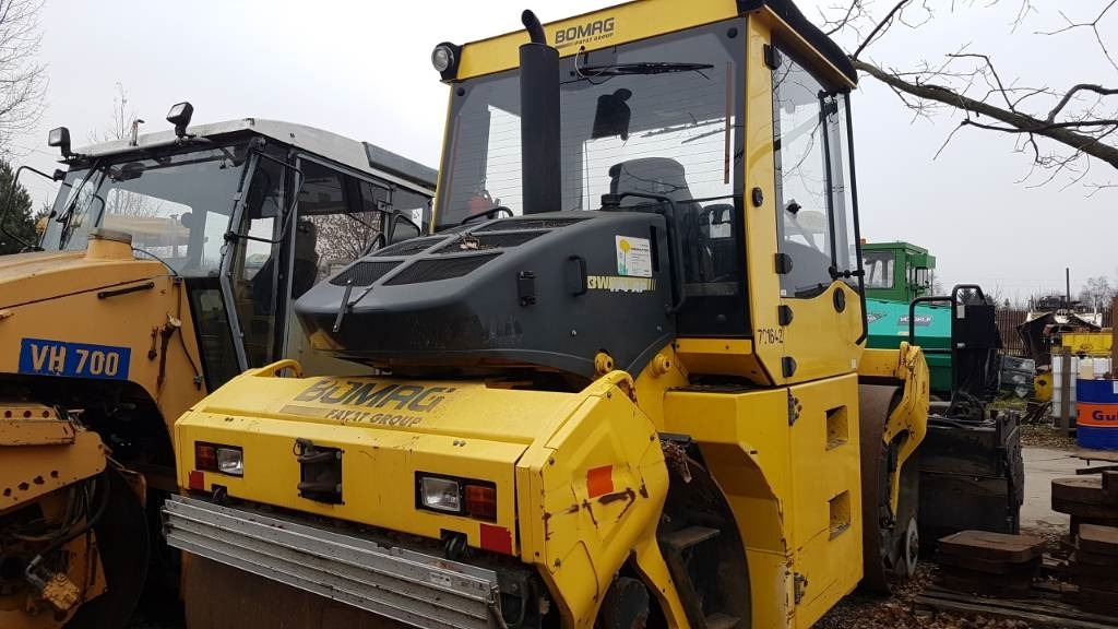 Bomag BW 174 A P AM - Ασφαλτικός οδοστρωτήρας: φωτογραφία 1 Bomag BW 174 A P AM - Ασφαλτικός οδοστρωτήρας: φωτογραφία 1