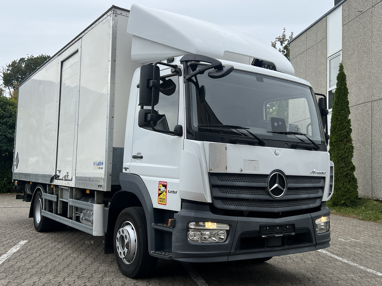 MERCEDES-BENZ Atego 1218 L Classic-Vermietung möglich-ADR-LBW - Φορτηγό κόφα: φωτογραφία 2 MERCEDES-BENZ Atego 1218 L Classic-Vermietung möglich-ADR-LBW - Φορτηγό κόφα: φωτογραφία 2