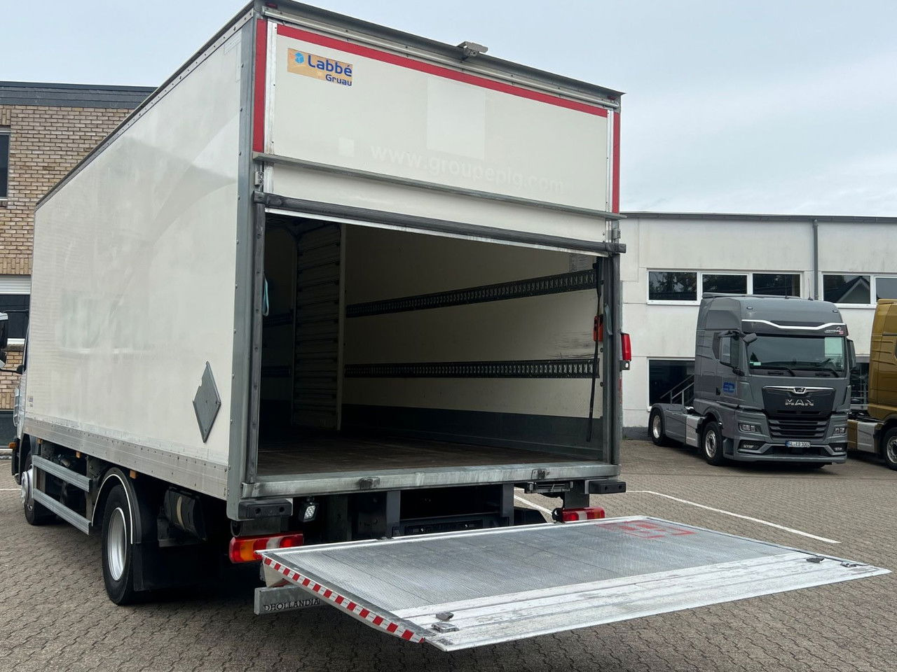 Φορτηγό κόφα Mercedes-Benz Atego 1218 L Classic-Vermietung möglich-ADR-LBW: φωτογραφία 19