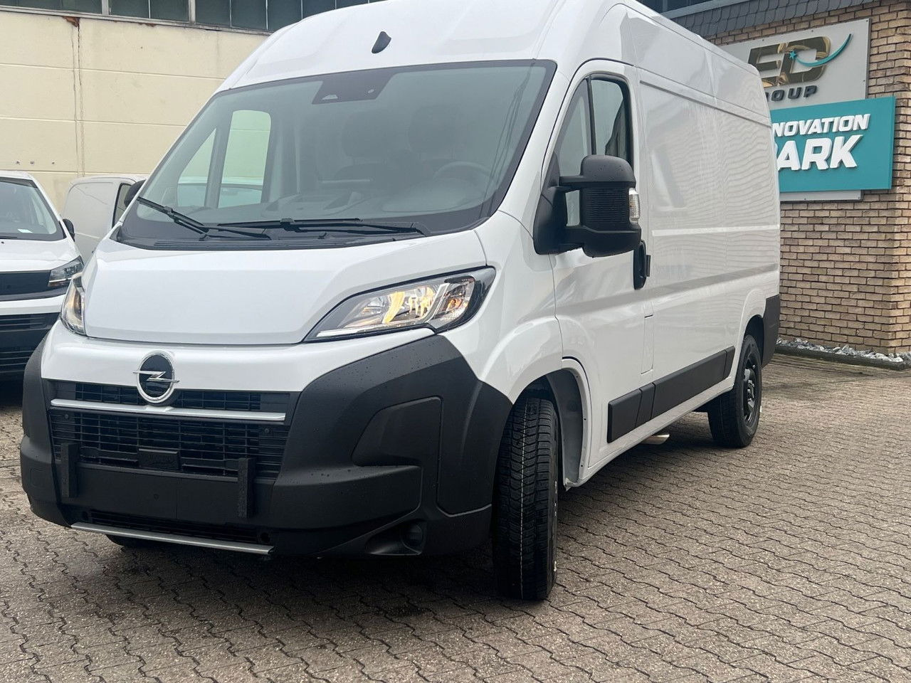 Opel Movano L2H2 140 Kasten Rückfahrkam Allwetter+ - Βαν: φωτογραφία 1 Opel Movano L2H2 140 Kasten Rückfahrkam Allwetter+ - Βαν: φωτογραφία 1