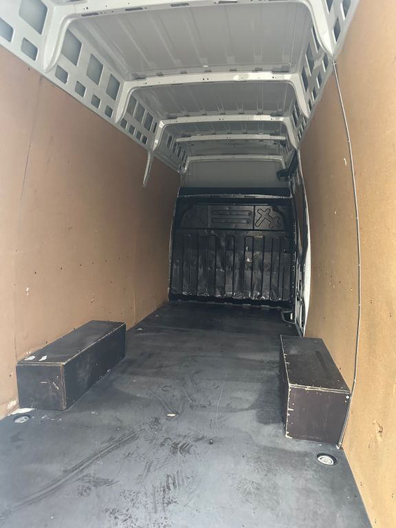 Iveco Daily 35S14 HiMatic L4H3 Maxi - Βαν: φωτογραφία 5 Iveco Daily 35S14 HiMatic L4H3 Maxi - Βαν: φωτογραφία 5
