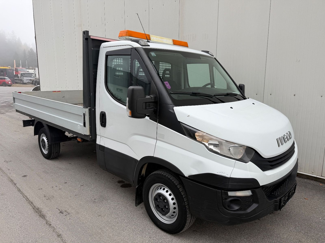 Iveco Daily 35S16 Kliam/AHK - Μικρό φορτηγό με καρότσα: φωτογραφία 2 Iveco Daily 35S16 Kliam/AHK - Μικρό φορτηγό με καρότσα: φωτογραφία 2