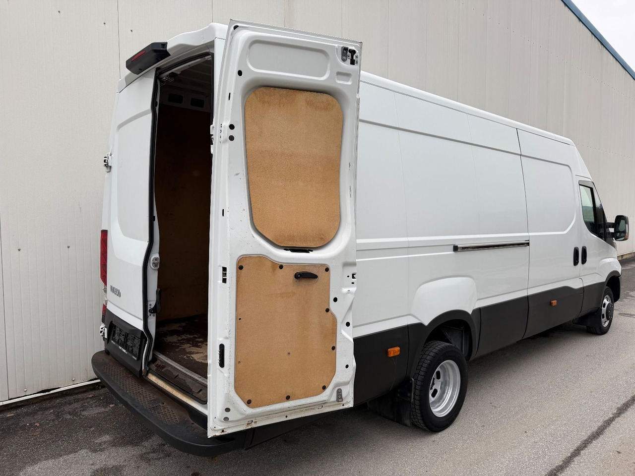 Iveco Daily 50C15 Maxi 3,0HPI 3,5T - Βαν: φωτογραφία 5 Iveco Daily 50C15 Maxi 3,0HPI 3,5T - Βαν: φωτογραφία 5