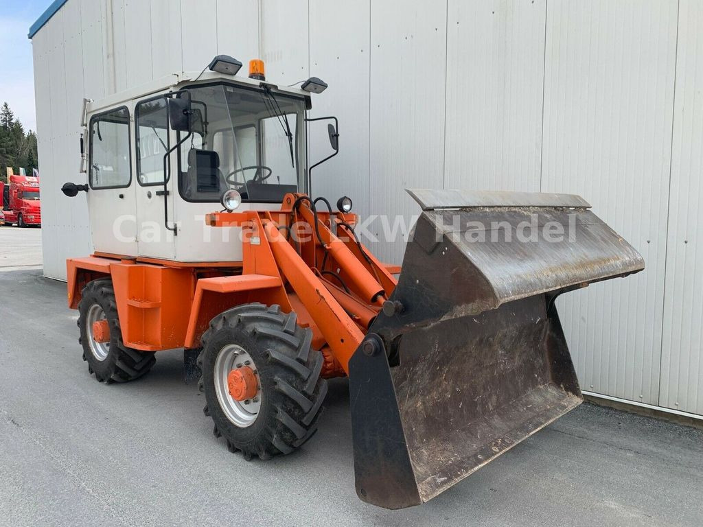 Schaeff SKB 902 - Φορτωτής εκσκαφέας: φωτογραφία 2 Schaeff SKB 902 - Φορτωτής εκσκαφέας: φωτογραφία 2