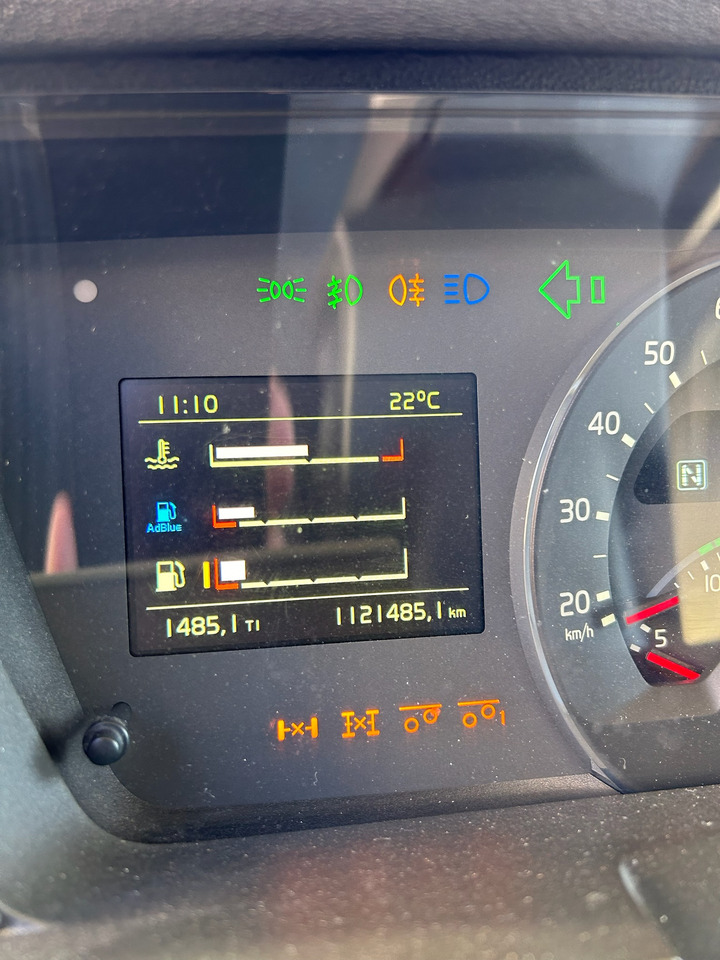 VOLVO FH 750 - Φορτηγό ψυγείο: φωτογραφία 2 VOLVO FH 750 - Φορτηγό ψυγείο: φωτογραφία 2