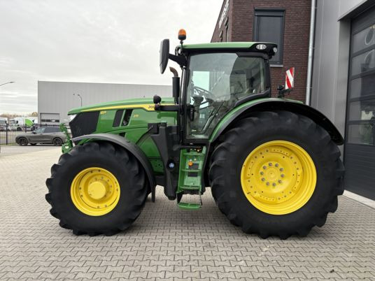 John Deere 6r215 - Τρακτέρ: φωτογραφία 2 John Deere 6r215 - Τρακτέρ: φωτογραφία 2
