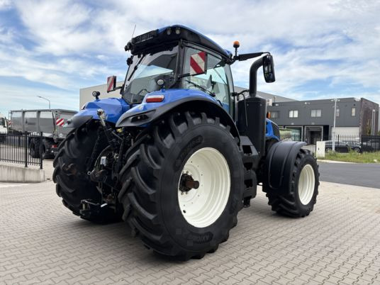 NEW HOLLAND New Holland T8.350 PLMi Genesis - Τρακτέρ: φωτογραφία 3 NEW HOLLAND New Holland T8.350 PLMi Genesis - Τρακτέρ: φωτογραφία 3
