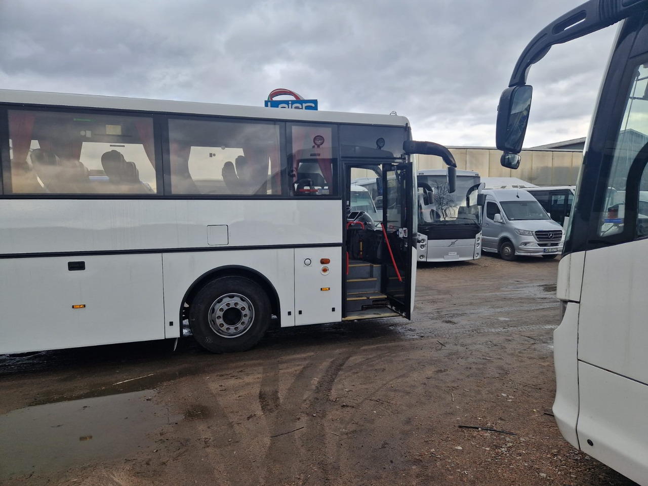 VOLVO B12B VEST HORISONT - Πούλμαν: φωτογραφία 5 VOLVO B12B VEST HORISONT - Πούλμαν: φωτογραφία 5