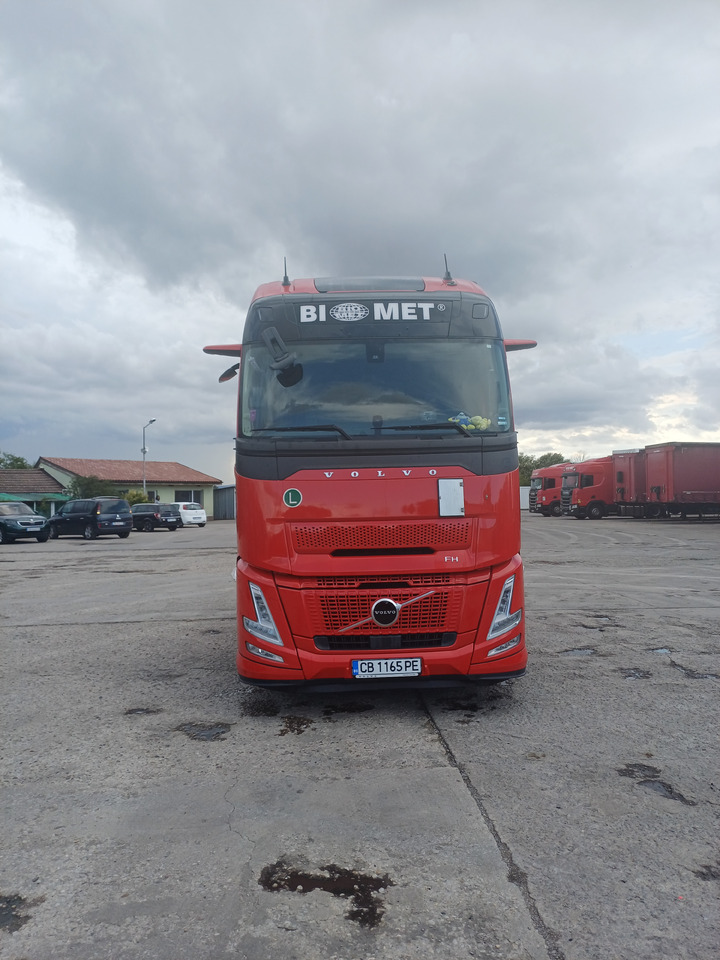 VOLVO FH 460T 4x2T , AERO , 3 PIECES - Τράκτορας: φωτογραφία 3 VOLVO FH 460T 4x2T , AERO , 3 PIECES - Τράκτορας: φωτογραφία 3