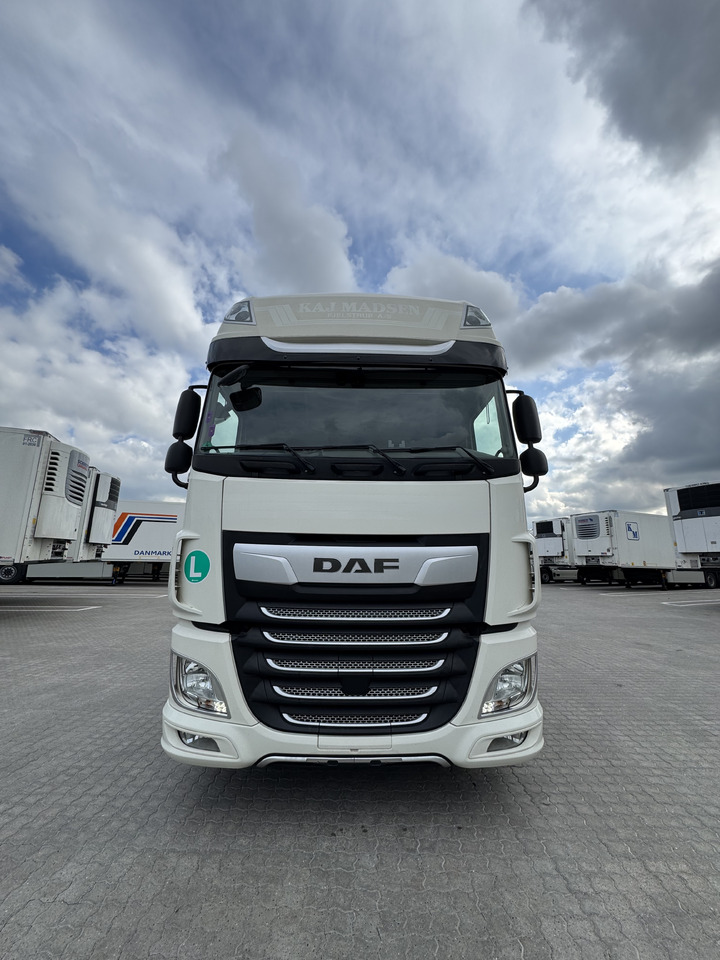 DAF XF - Τράκτορας: φωτογραφία 1 DAF XF - Τράκτορας: φωτογραφία 1