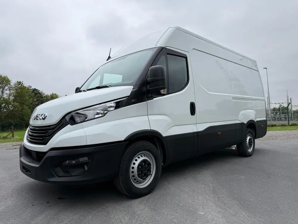 Iveco Daily 35-140 *L3H2*DISPO DE STOCK*Airco*Cruise control - Βαν: φωτογραφία 1 Iveco Daily 35-140 *L3H2*DISPO DE STOCK*Airco*Cruise control - Βαν: φωτογραφία 1