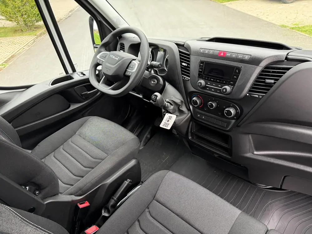 Leasing Iveco Daily 35-140 *L3H2*DISPO DE STOCK*Airco*Cruise control Iveco Daily 35-140 *L3H2*DISPO DE STOCK*Airco*Cruise control: φωτογραφία 17