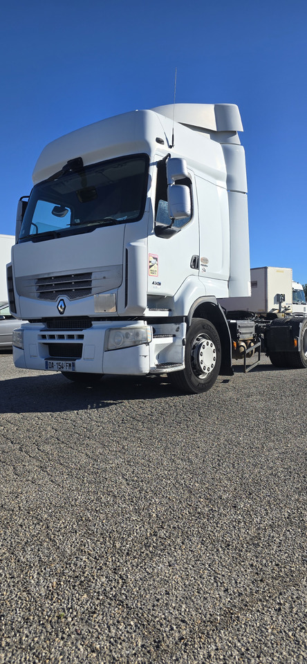 RENAULT PRENIUM - Τράκτορας: φωτογραφία 1 RENAULT PRENIUM - Τράκτορας: φωτογραφία 1