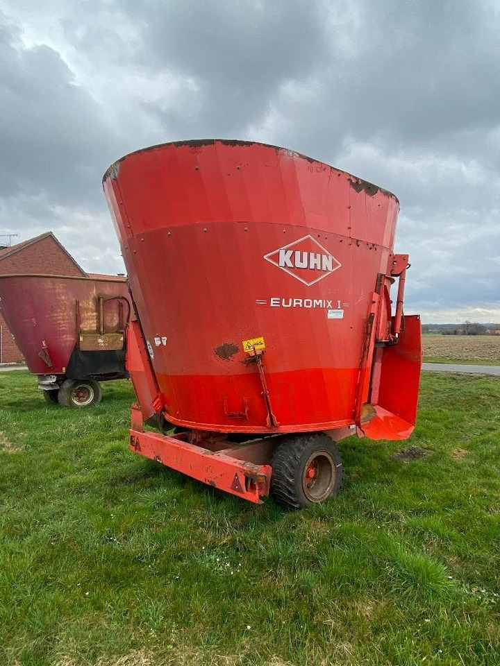 Kuhn EuroMix - Ενσιροδιανομέας: φωτογραφία 3 Kuhn EuroMix - Ενσιροδιανομέας: φωτογραφία 3