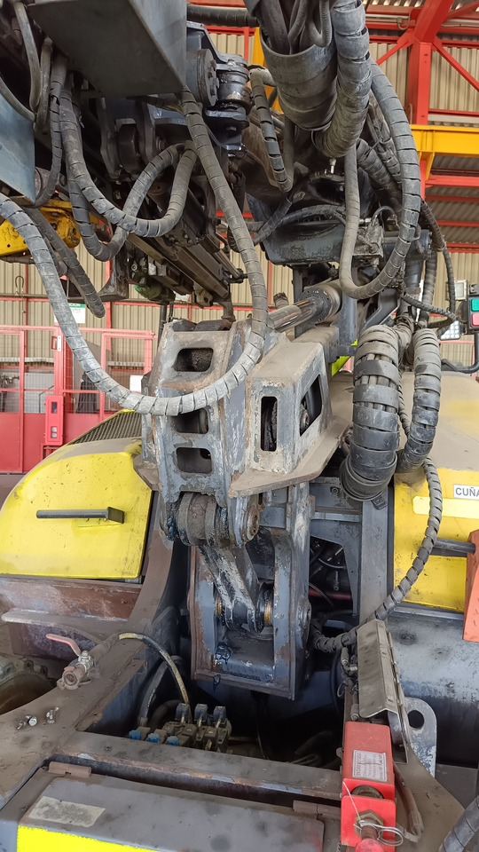 EPIROC T20R - Μηχάνημα ορυχείων: φωτογραφία 4 EPIROC T20R - Μηχάνημα ορυχείων: φωτογραφία 4