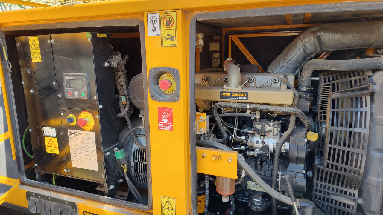 JCB G45QS - Βιομηχανική γεννήτρια: φωτογραφία 2 JCB G45QS - Βιομηχανική γεννήτρια: φωτογραφία 2