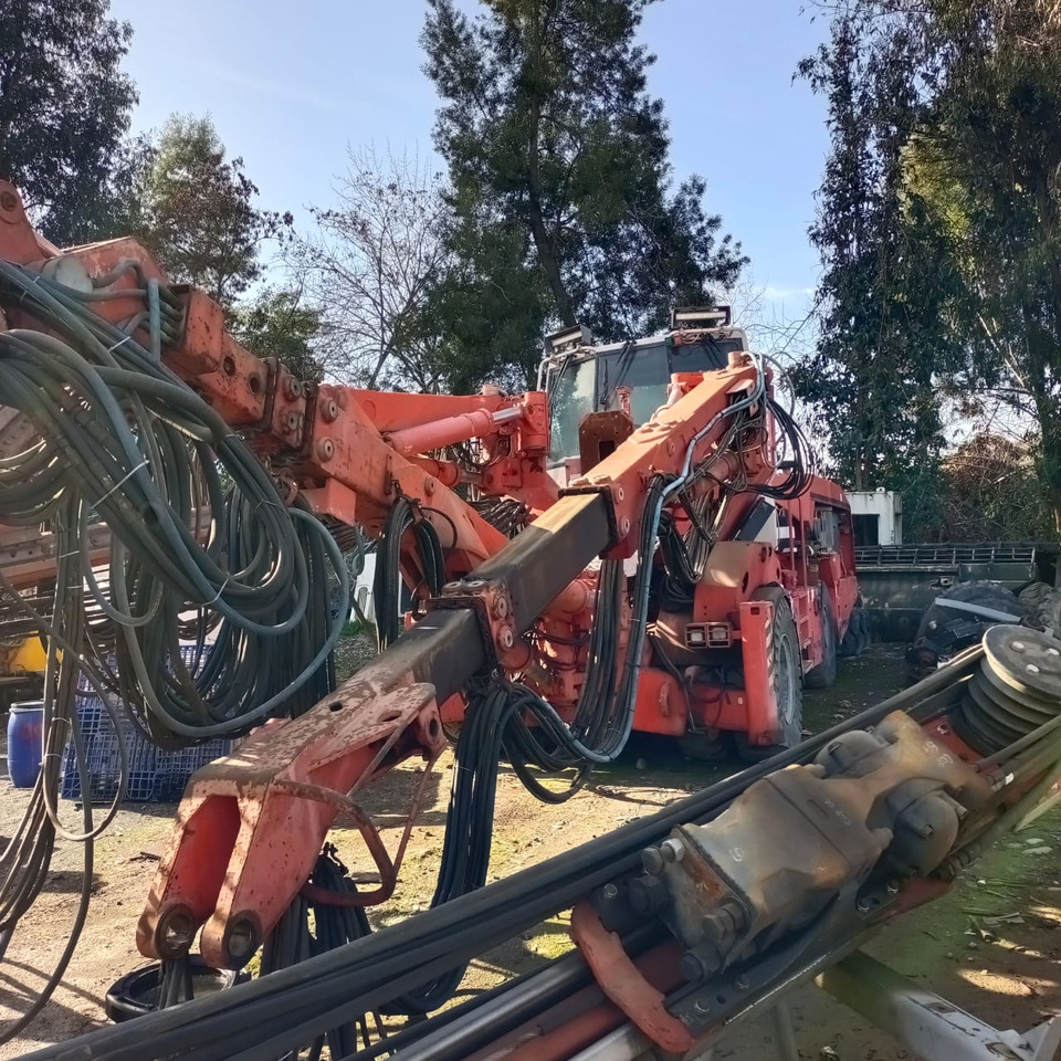 Sandvik DT1131-SC DT1230i - Μηχάνημα ορυχείων: φωτογραφία 2 Sandvik DT1131-SC DT1230i - Μηχάνημα ορυχείων: φωτογραφία 2