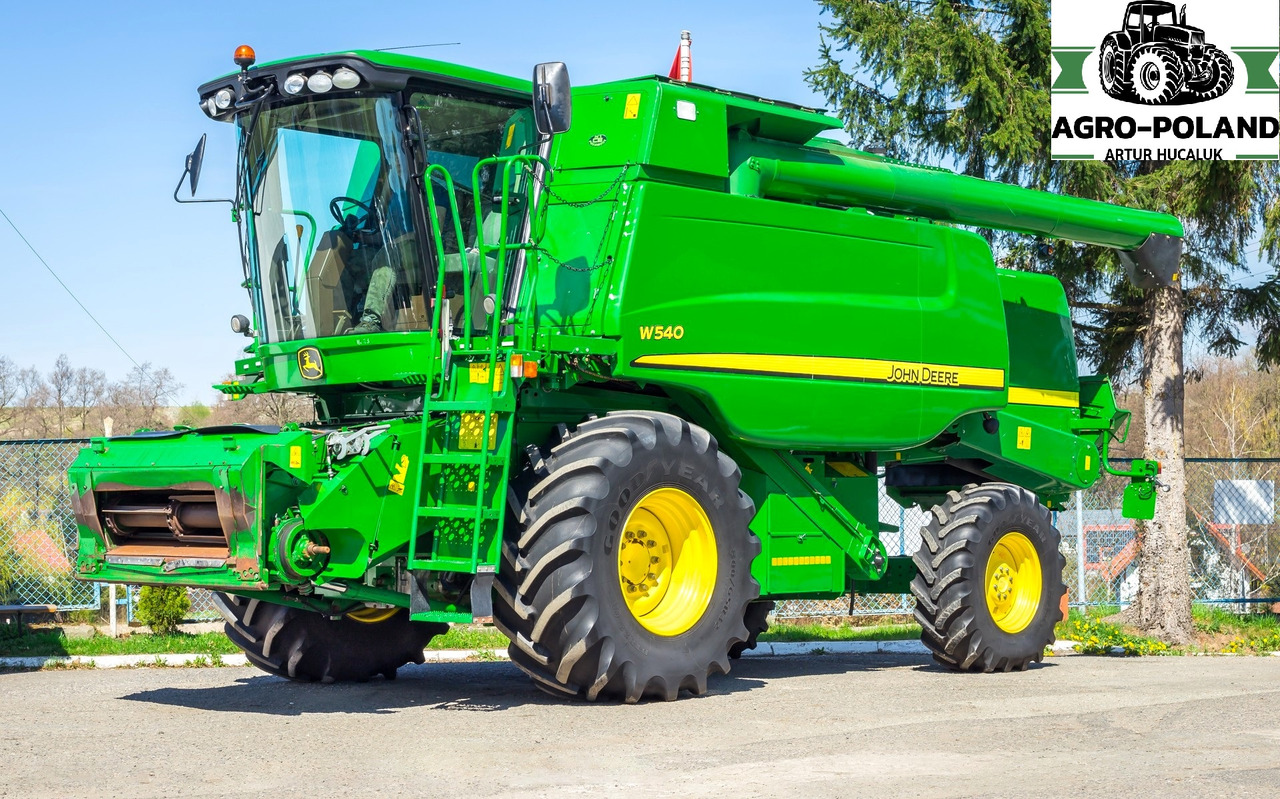 JOHN DEERE W 540 - 2485/3436 h - 5,5 M - 2008 ROK - Θεριζοαλωνιστική μηχανή: φωτογραφία 1 JOHN DEERE W 540 - 2485/3436 h - 5,5 M - 2008 ROK - Θεριζοαλωνιστική μηχανή: φωτογραφία 1