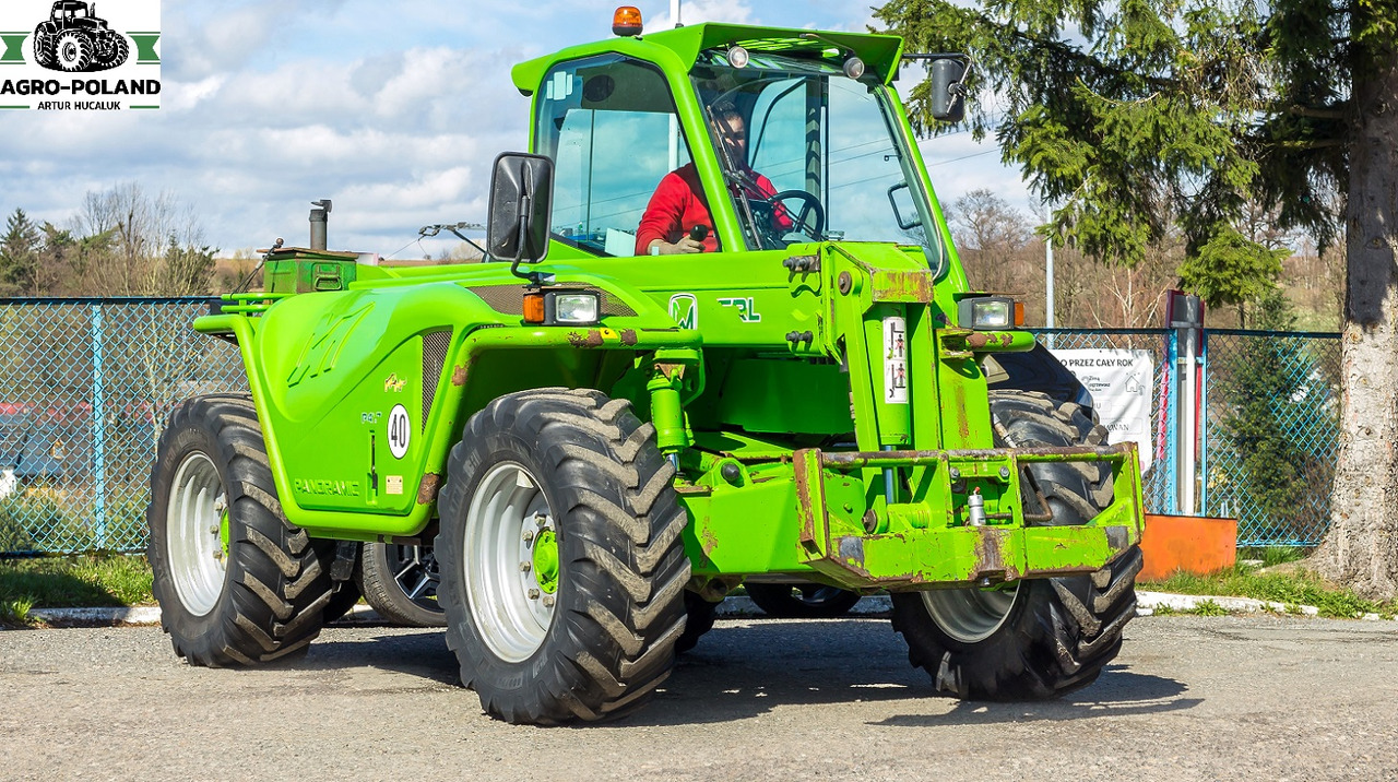 MERLO P 41.7 FARMER - 2010 ROK - WAGA - ŁYŻKA 2.5 M3- WIDŁY + UKŁAD PNEUMATYCZNY - Τηλεσκοπικός φορτωτής: φωτογραφία 5 MERLO P 41.7 FARMER - 2010 ROK - WAGA - ŁYŻKA 2.5 M3- WIDŁY + UKŁAD PNEUMATYCZNY - Τηλεσκοπικός φορτωτής: φωτογραφία 5