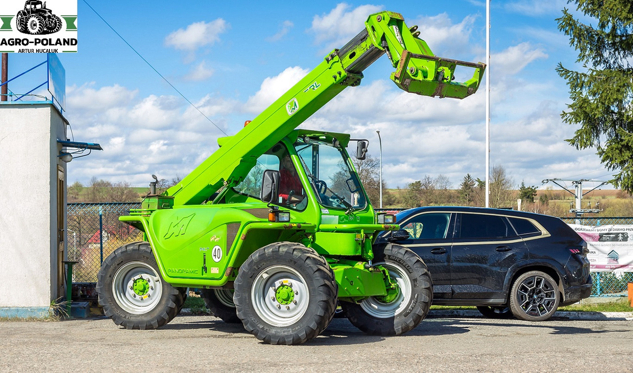 MERLO P 41.7 FARMER - 2010 ROK - WAGA - ŁYŻKA 2.5 M3- WIDŁY + UKŁAD PNEUMATYCZNY - Τηλεσκοπικός φορτωτής: φωτογραφία 4 MERLO P 41.7 FARMER - 2010 ROK - WAGA - ŁYŻKA 2.5 M3- WIDŁY + UKŁAD PNEUMATYCZNY - Τηλεσκοπικός φορτωτής: φωτογραφία 4