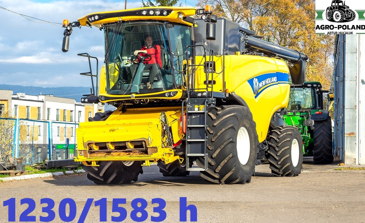 NEW HOLLAND CX 8.90 - 1230/1583 h + GPS-AUTOPILOT + VARIO 7,62 M - 2018 ROK - Θεριζοαλωνιστική μηχανή: φωτογραφία 2 NEW HOLLAND CX 8.90 - 1230/1583 h + GPS-AUTOPILOT + VARIO 7,62 M - 2018 ROK - Θεριζοαλωνιστική μηχανή: φωτογραφία 2