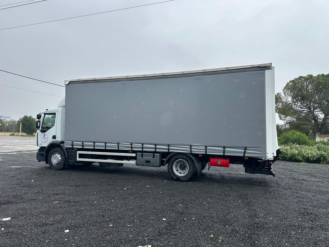 RENAULT PREMIUM 380 - Φορτηγό μουσαμάς: φωτογραφία 5 RENAULT PREMIUM 380 - Φορτηγό μουσαμάς: φωτογραφία 5