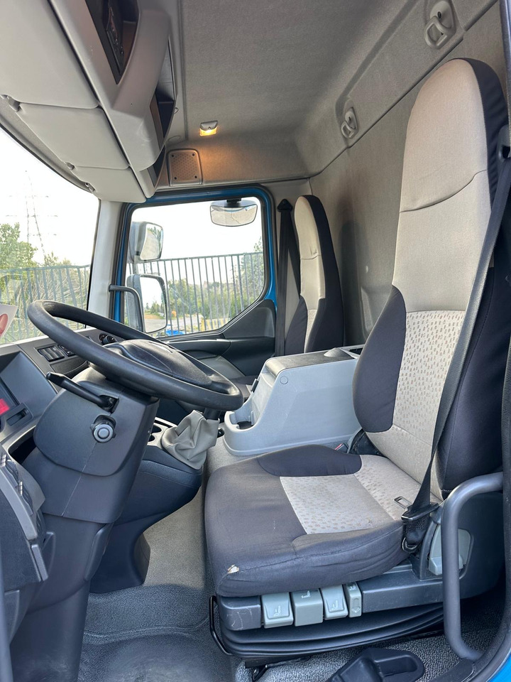 RENAULT midlum 14.220 - Φορτηγό μουσαμάς: φωτογραφία 3 RENAULT midlum 14.220 - Φορτηγό μουσαμάς: φωτογραφία 3